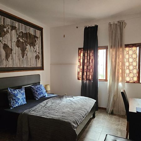 Blue Eagle Guesthouse - Casa De Hospedes 圣玛丽亚 外观 照片