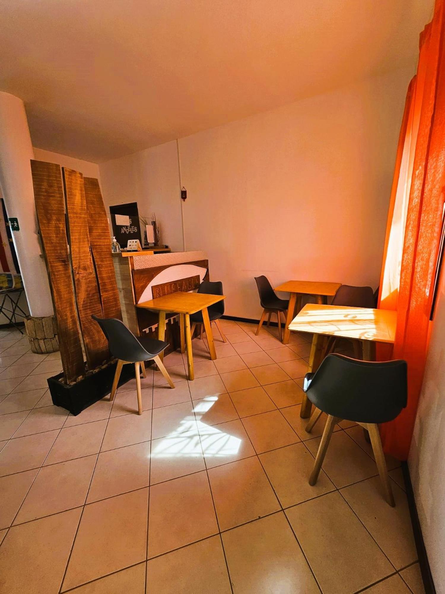Blue Eagle Guesthouse - Casa De Hospedes 圣玛丽亚 外观 照片